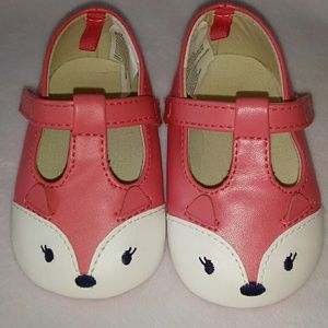 🏵4/$25🏵 Baby Girl Size 2 Shoes